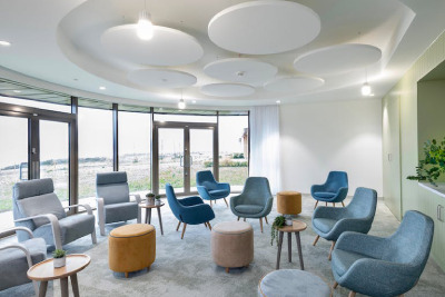 B&eacute;n&eacute;ficiez d'une isolation sonore haute performance avec le Rockfon Eclipse.